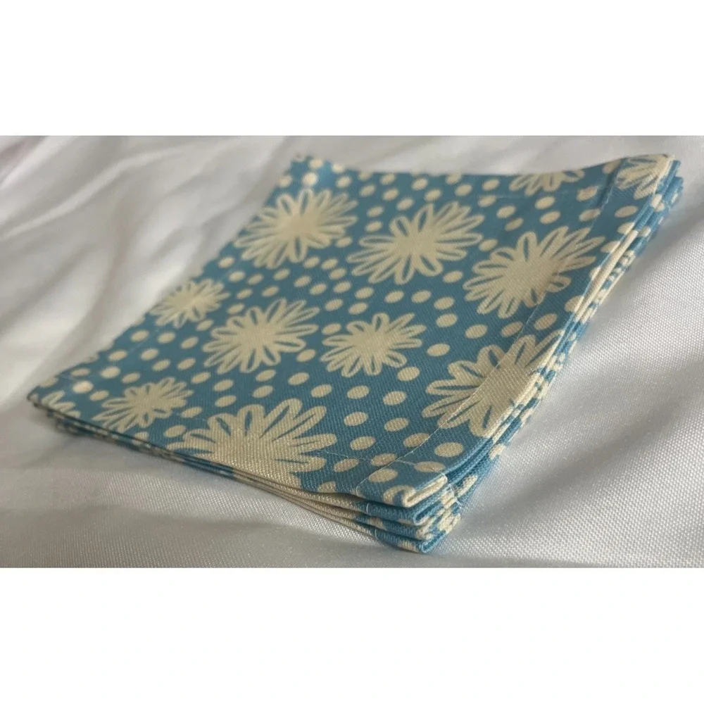 tracy schifeling snow‎ cap daisy cocktail napkins set of 4